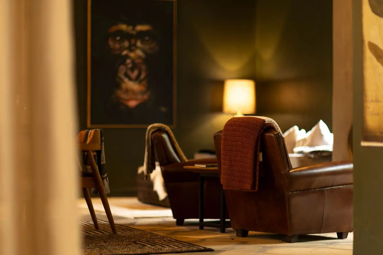 Main lounge seating at Sambora Kinigi